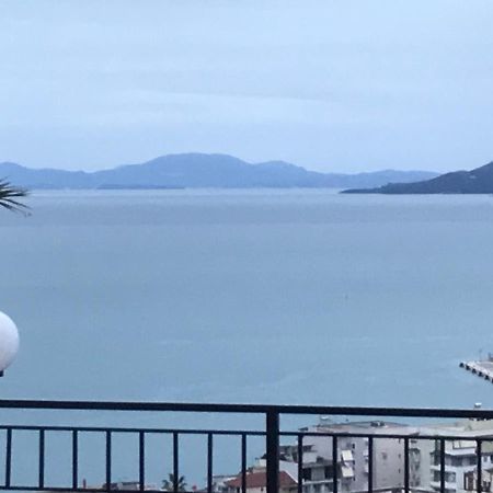 Pirro Luxury Apartment Sarande Bagian luar foto