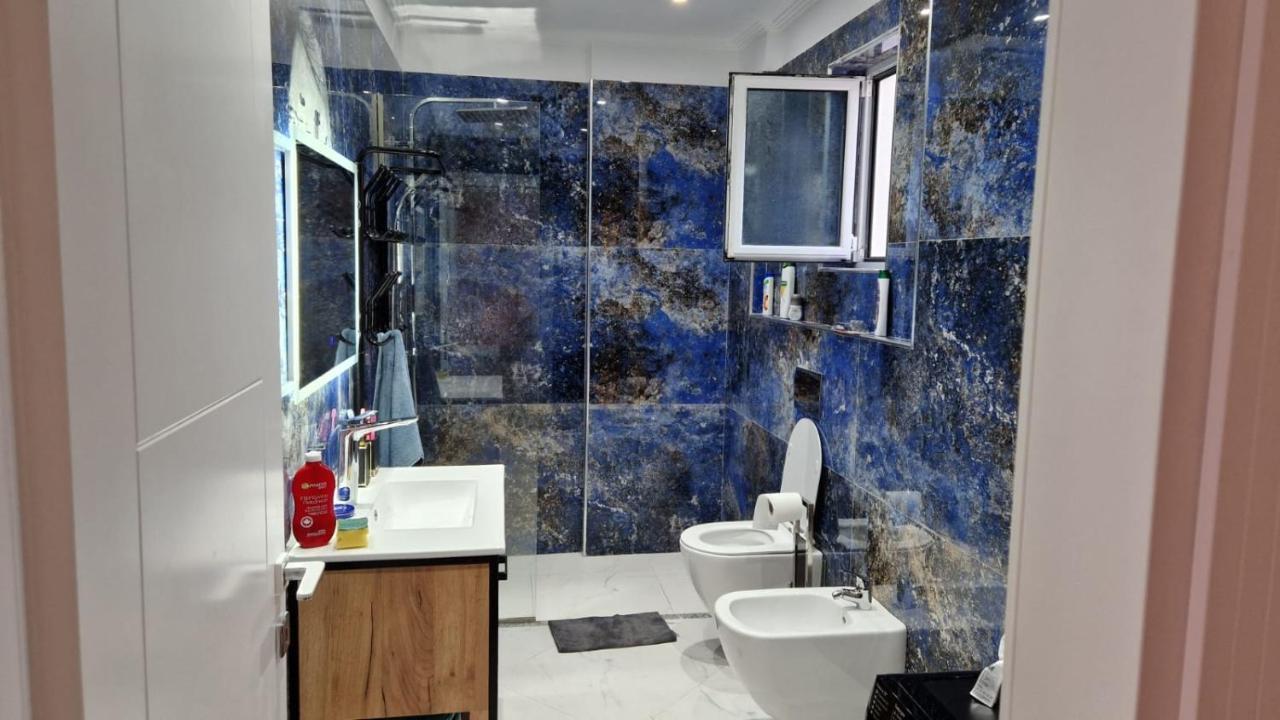 Pirro Luxury Apartment Sarande Bagian luar foto