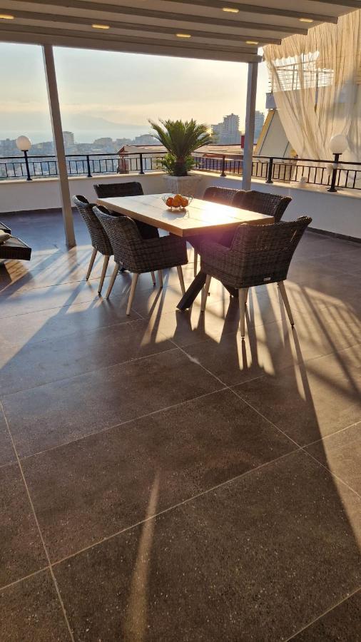 Pirro Luxury Apartment Sarande Bagian luar foto